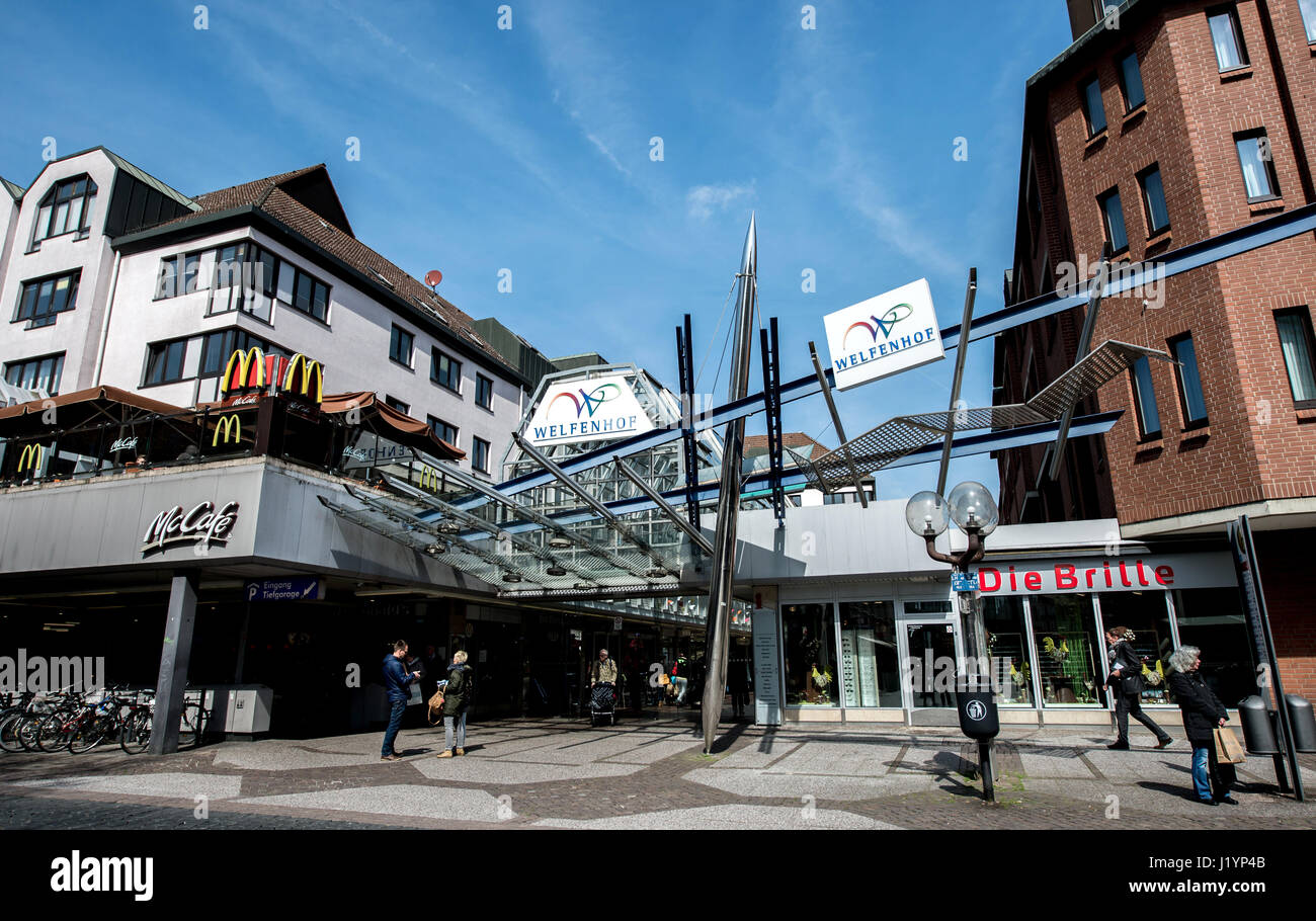 Braunschweig, Deutschland. 20. April 2017. Der Welfenhof-Einkaufszentrum in der Innenstadt von Braunschweig, Deutschland, 20. April 2017. Foto: Hauke-Christian Dittrich/Dpa/Alamy Live News Stockfoto