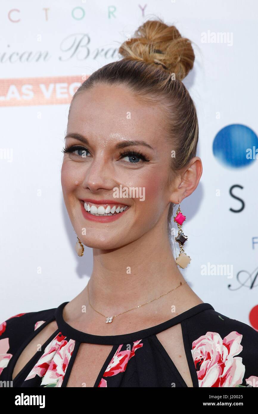 Las Vegas, NV, USA. 22. April 2017. Dani Reeves im Ankunftsbereich für Kylie Jenner setzt das Grand Opening Feier von Zucker Fabrik American Brasserie, Fashion Show Mall, Las Vegas, NV 22. April 2017. Bildnachweis: JA/Everett Collection/Alamy Live-Nachrichten Stockfoto