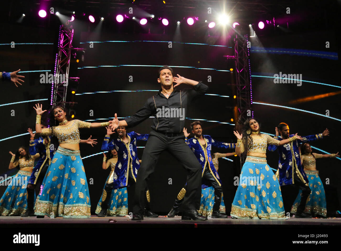 Sydney, NSW, Australien. 23. April 2017. Bollywood-Superstar Salman Khan bei der Da-Bangg Tour in der Qudos Arena Bankkredite durchführen: Christopher Khoury/Australier / Presse/ZUMA Draht/Alamy Live News Stockfoto