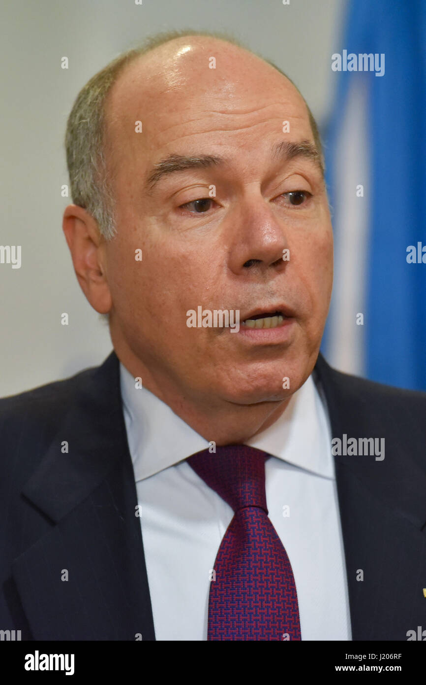 Buenos Aires, Argentinien - 14. Januar 2016: Brasiliens Außenminister Mauro Vieira während einer Pressekonferenz nach dem Treffen mit argentinischen ausländische Mini Stockfoto