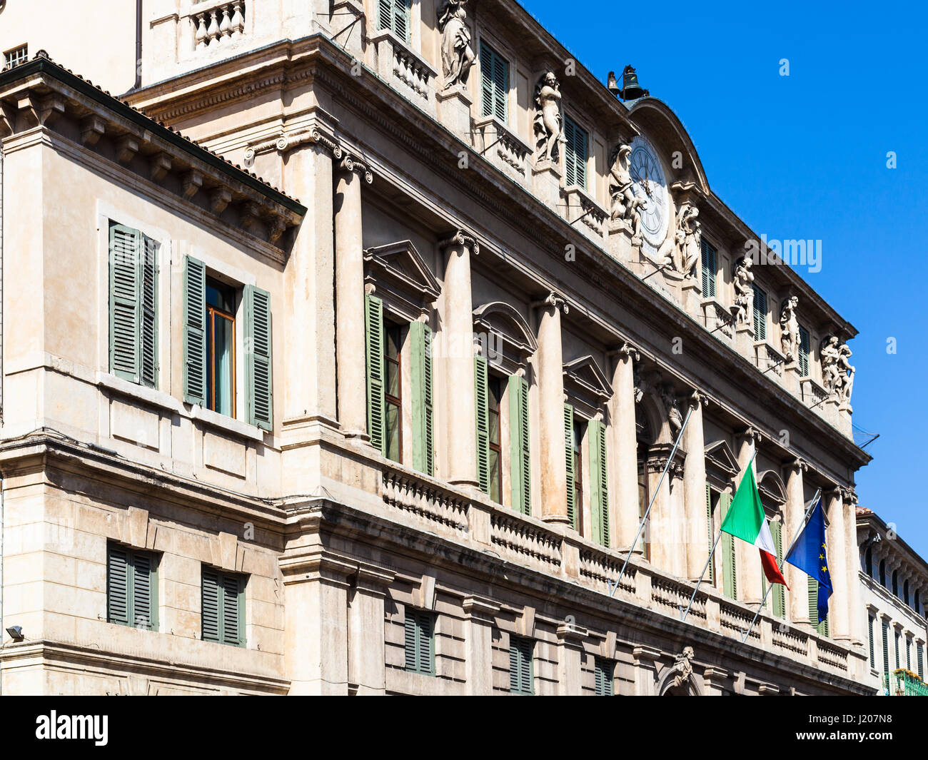 VERONA, Italien - 29. März 2017: Gebäude der Bank von Italien (Banca d ' Italia) am Corso Cavour Straße. Der Zweig führt die Aufgaben der Staatskasse Stockfoto