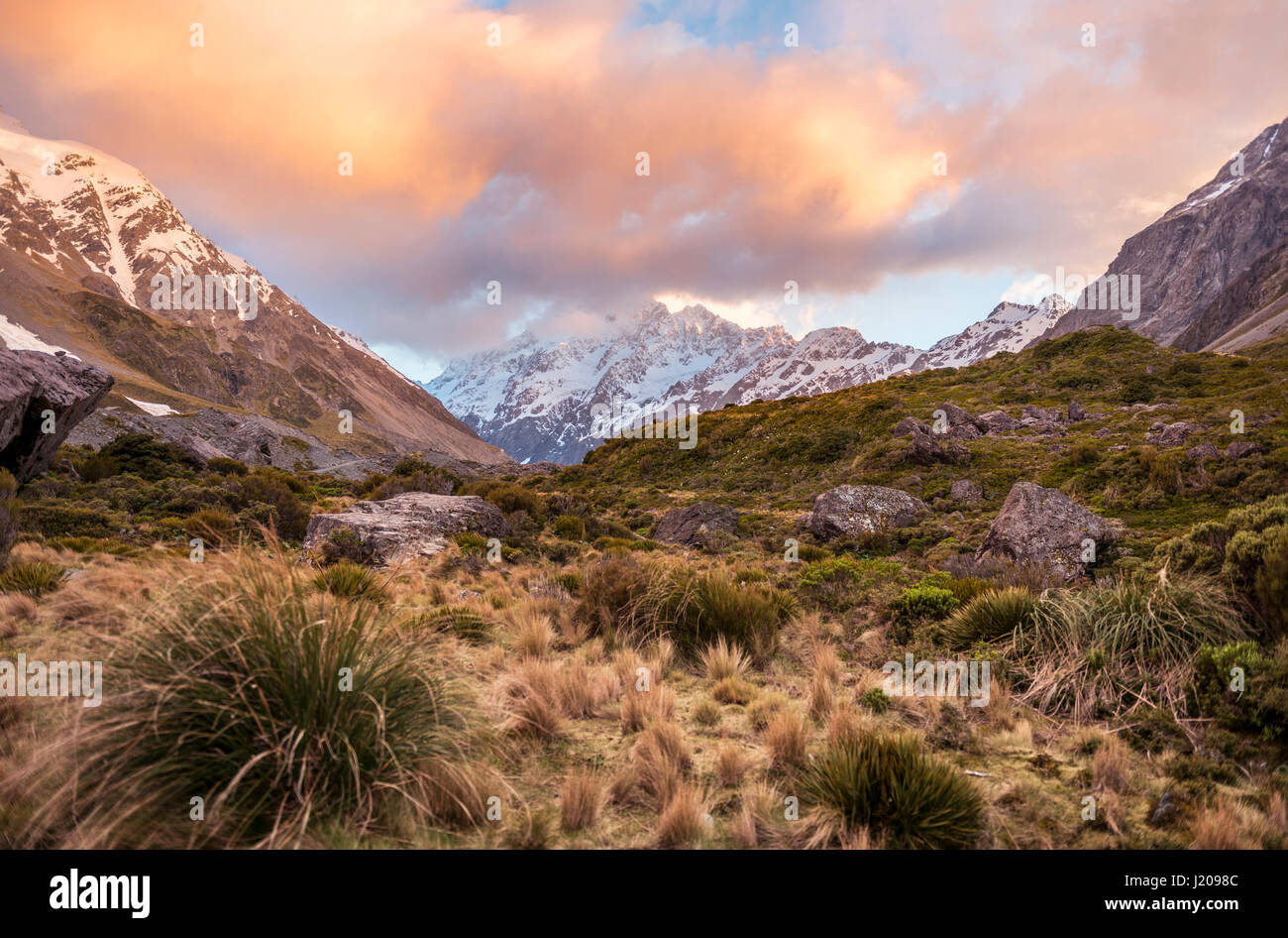 Sunrise, Mount Cook, Mount Cook Nationalpark, Südalpen, Region Canterbury, Southland, Neuseeland Stockfoto