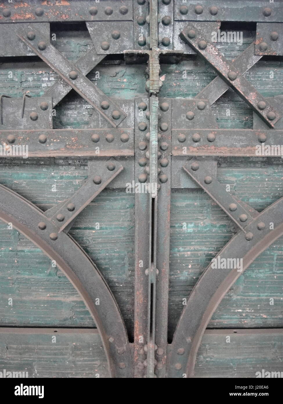 Art-Deco-industrielle Stahlschrauben Stockfoto