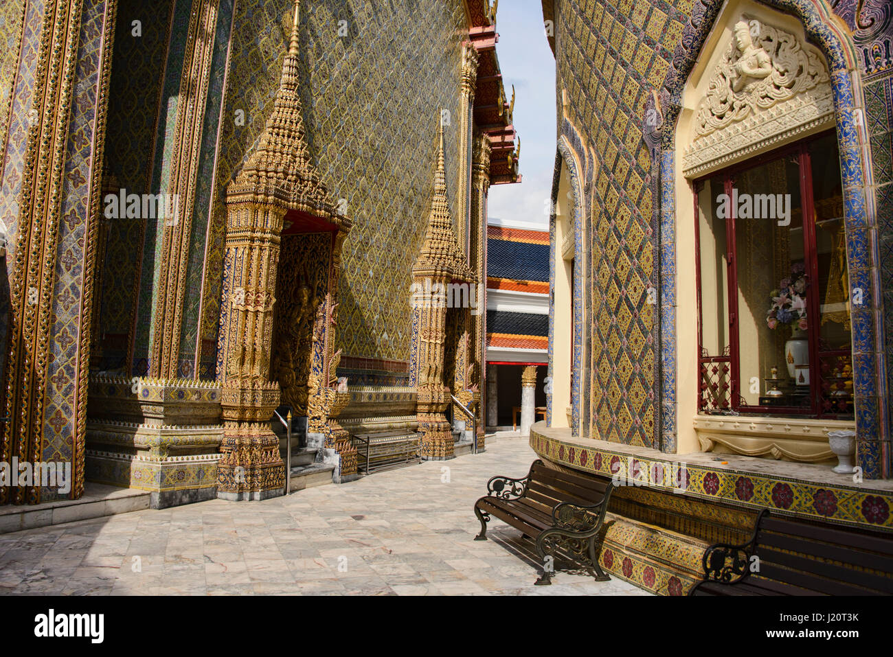 Kunstvolle Tempel am Wat Ratchabophit, Bangkok, Thailand Stockfoto