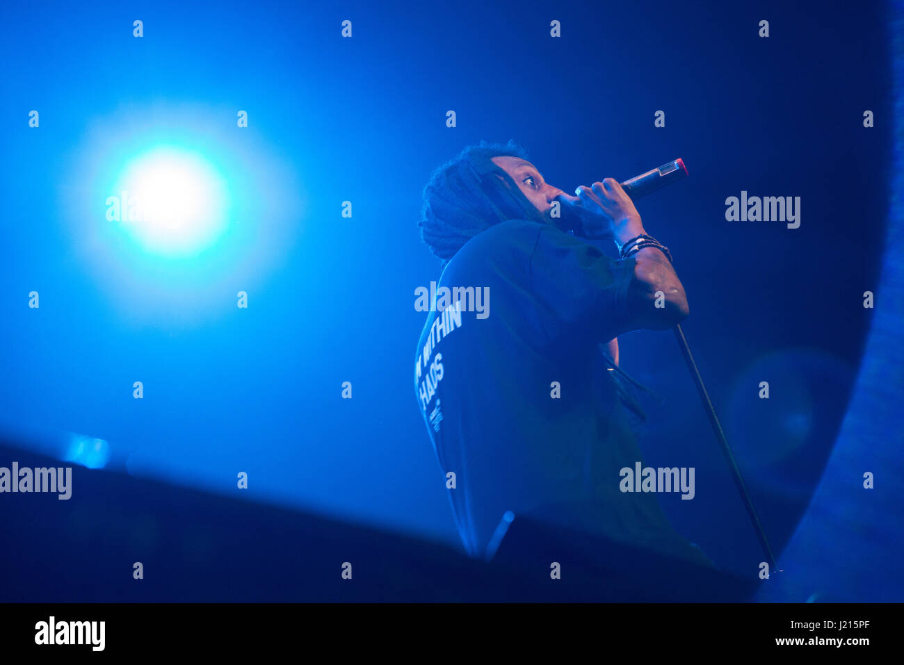 Schwere und Licht 2017 - zu schreiben Liebe auf ihren Armen im House of Blues Orlando Stockfoto