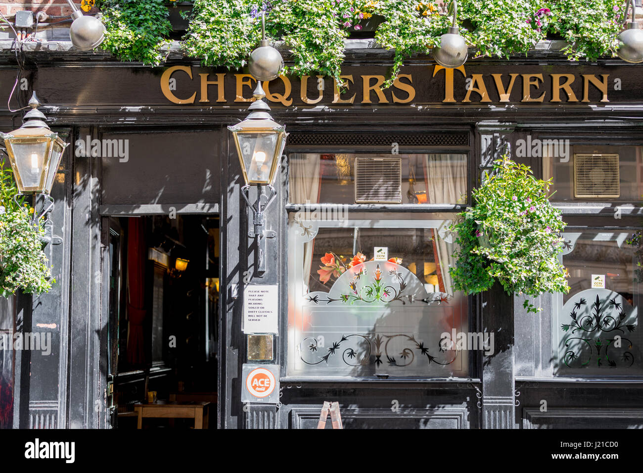 Chequers Taverne, ein Pub in London, England, Grossbritannien Stockfoto