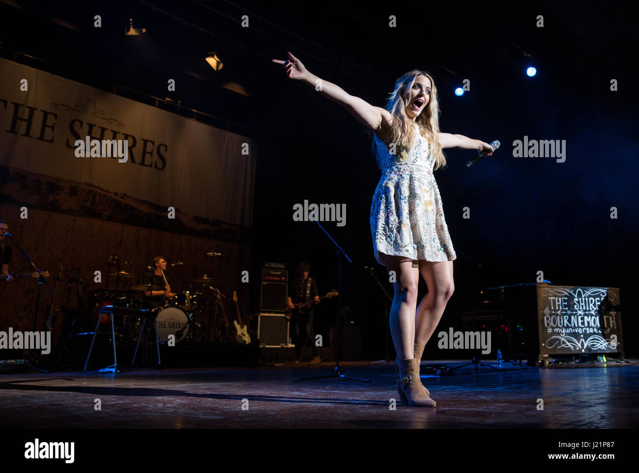 Bournemouth, UK. 23. April 2017. Die Shires Leben im The Pavilion, Bournemouth. Bildnachweis: Charlie Raven/Alamy Live-Nachrichten Stockfoto