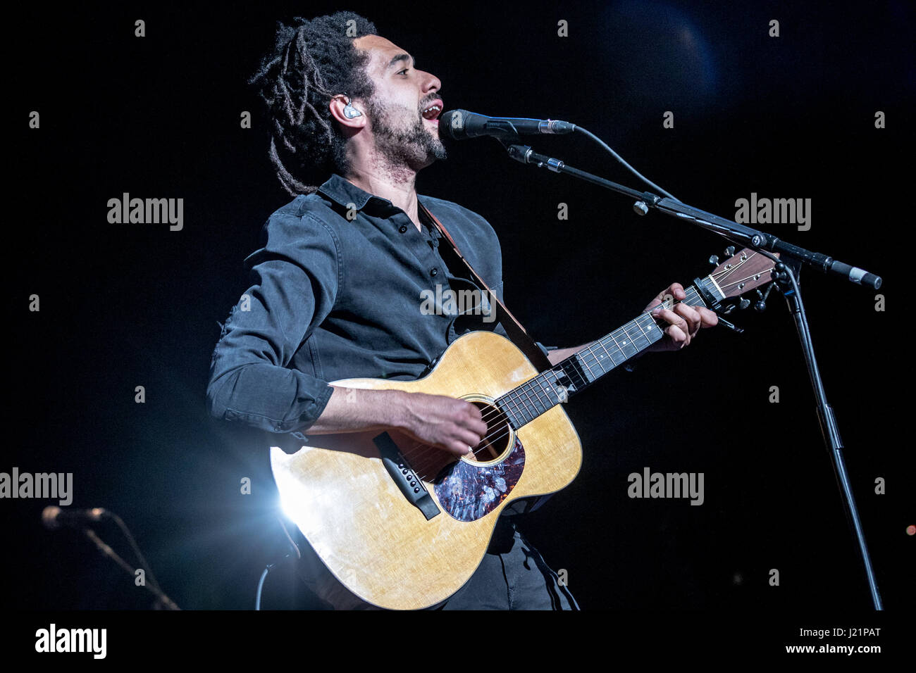Bournemouth, UK. 23. April 2017. Die Shires Leben im The Pavilion, Bournemouth. Bildnachweis: Charlie Raven/Alamy Live-Nachrichten Stockfoto
