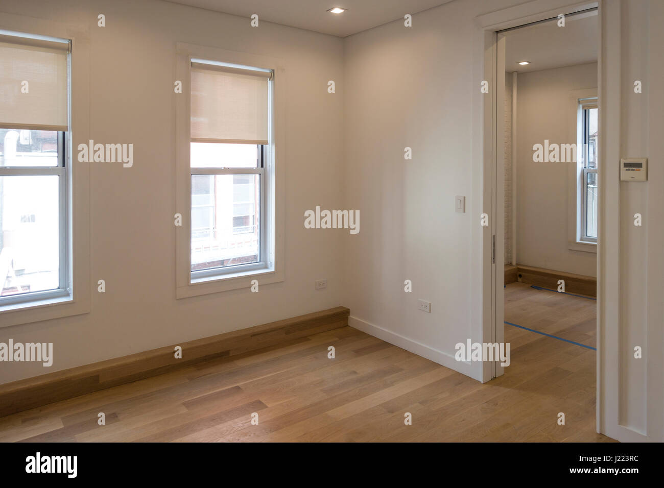 Eine neu renovierte Zweizimmer-Wohnung zu vermieten in Lower Manhattan Stockfoto