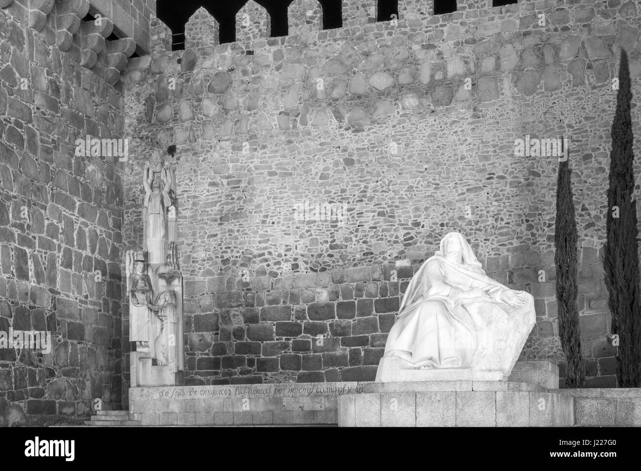 Skulptur der Hl. Teresa von Jesus in den wichtigsten Platz von Avila, Castilla y Leon, Spanien Stockfoto