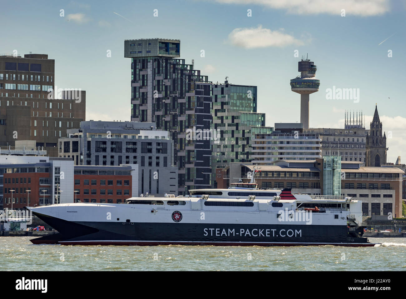 IOMSP Katamaran Manannan Liverpool verlassen. Stockfoto