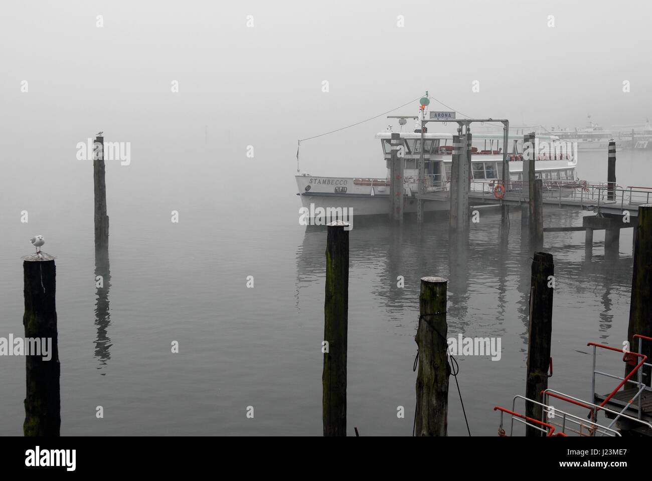 Piemont (Italien), Landeplatz der touristischen Boote für die Schifffahrt auf dem Lago Maggiore Stockfoto