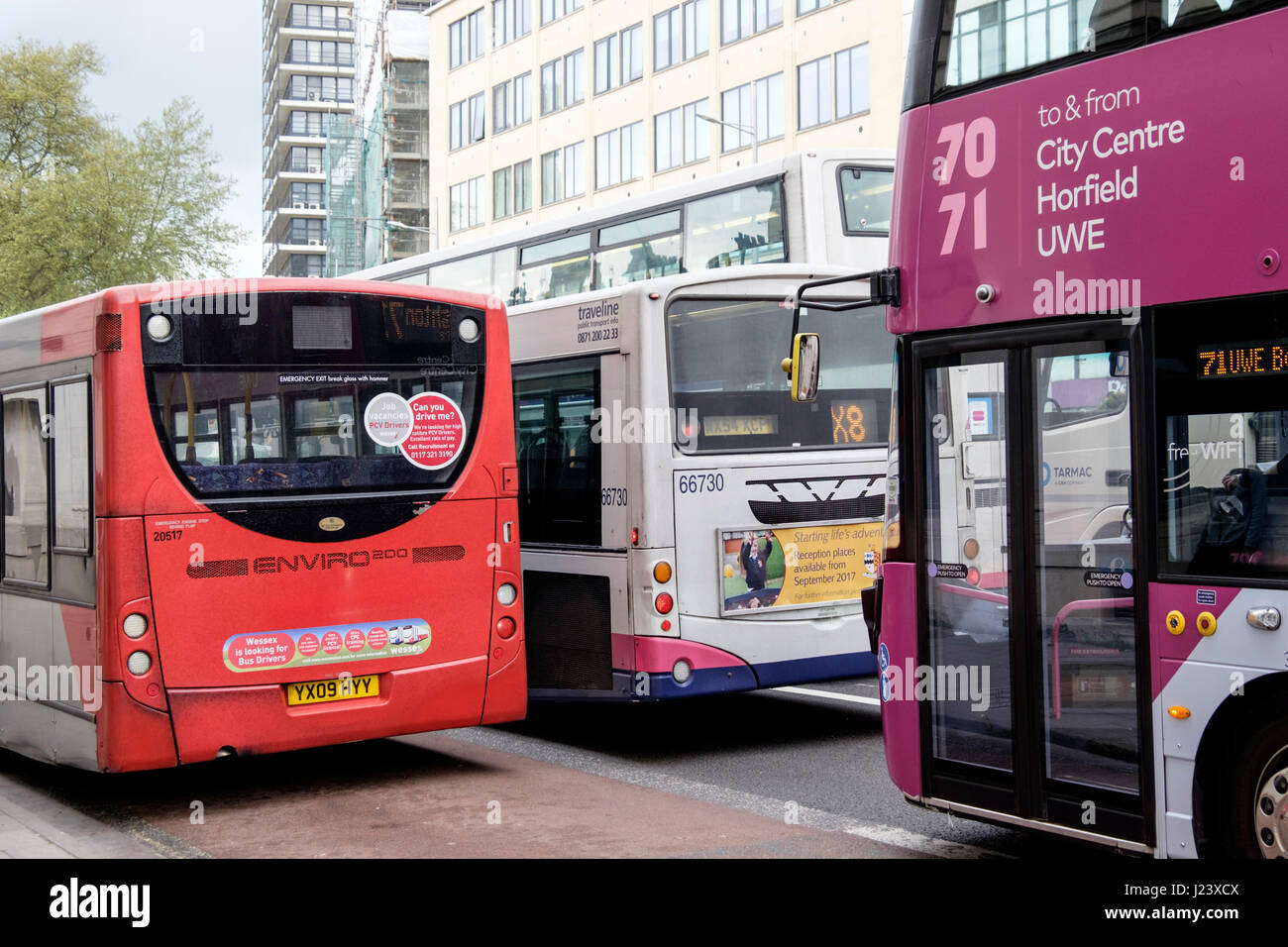 Das Stadtzentrum von Bristol, Verkehrsstaus und Busse England Großbritannien Stockfoto