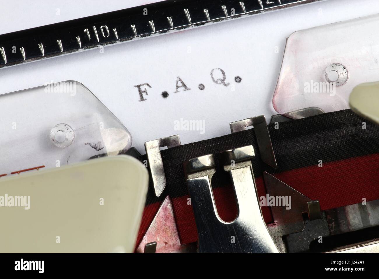 F.A.Q. mit alten Schreibmaschine geschrieben Stockfoto