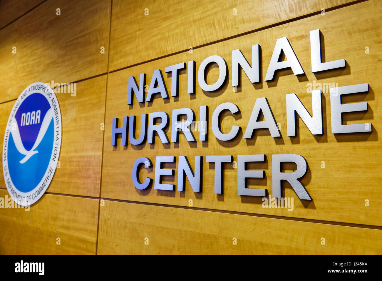 Miami Florida, National-Zentrum für den Unwettern, NHC, NOAA, nationaler Wetterdienst, offenes Haus, innen, Schild, FL170318034 Stockfoto
