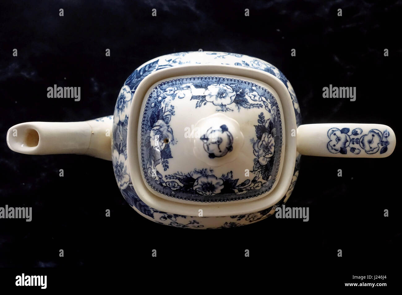 Alte China Teekanne Stockfoto