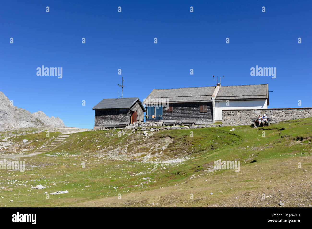 Kleine hölzerne Sternwarte-Station auf der Berg-Gipfel, Hafelekarspitze, Innsbruck, Tirol, Österreich Stockfoto