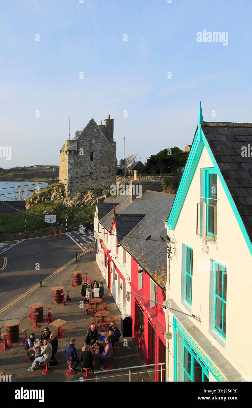 Historische Gebäude und Schloss, Baltimore, Grafschaft-Korken, Irland, Republik Irland Stockfoto