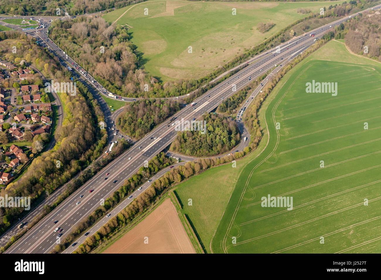 LUFTAUFNAHME des Autobahnnetzes in Hampshire Vereinigtes Königreich Stockfoto