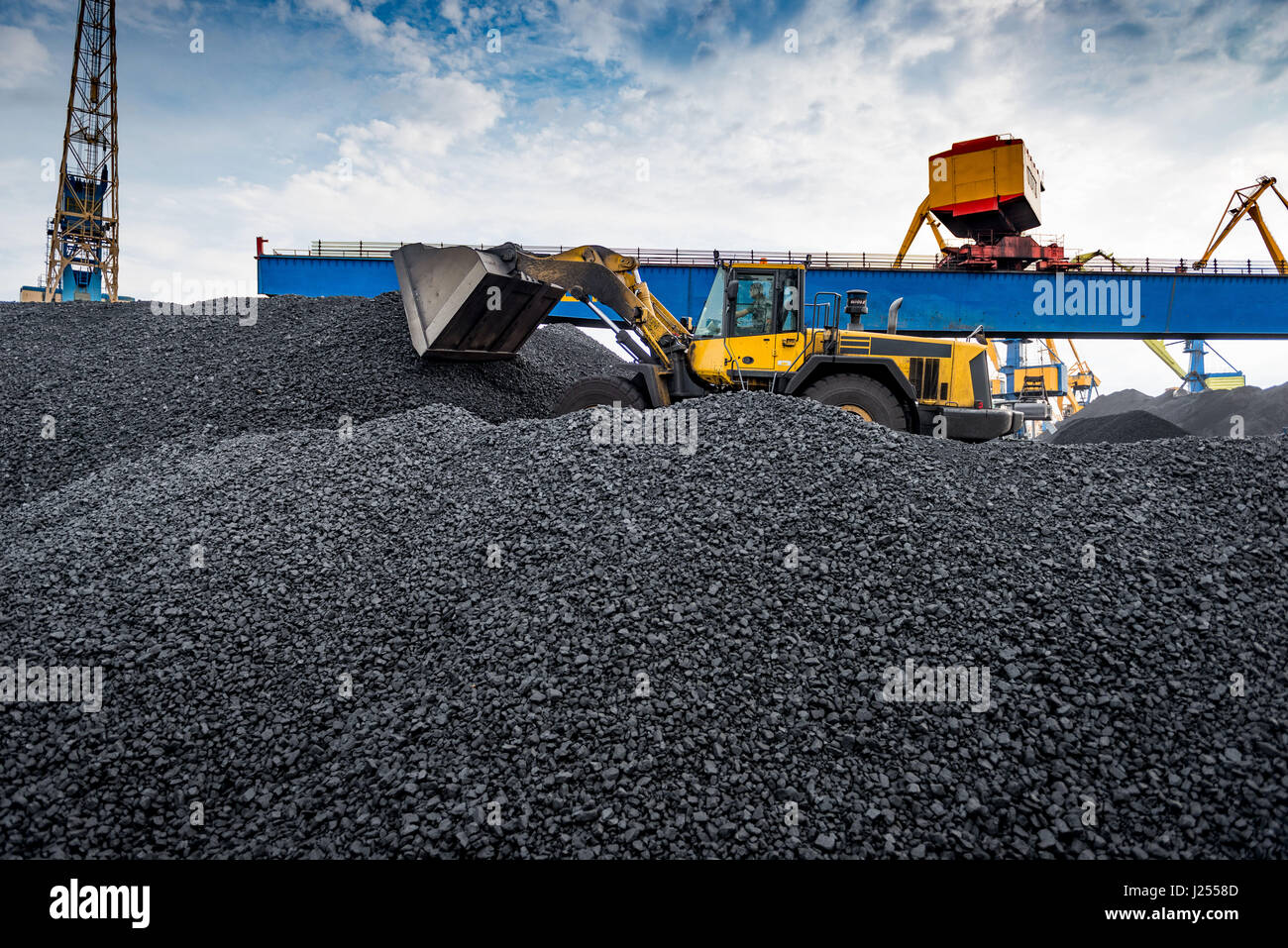 Arbeiten Sie im Hafen Kohle Umschlagterminal. Stockfoto