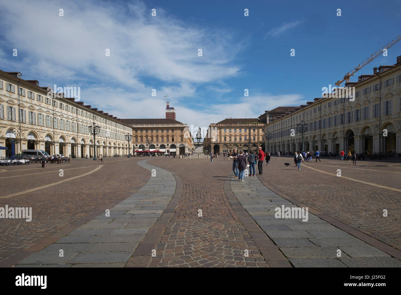Piazza San Carlo, Turin, Italien. Im 16. und 17. Jahrhundert angelegt und ist ein Beispiel für Barock-Stil. mit Entwürfen von Carlo di Castellamonte Stockfoto
