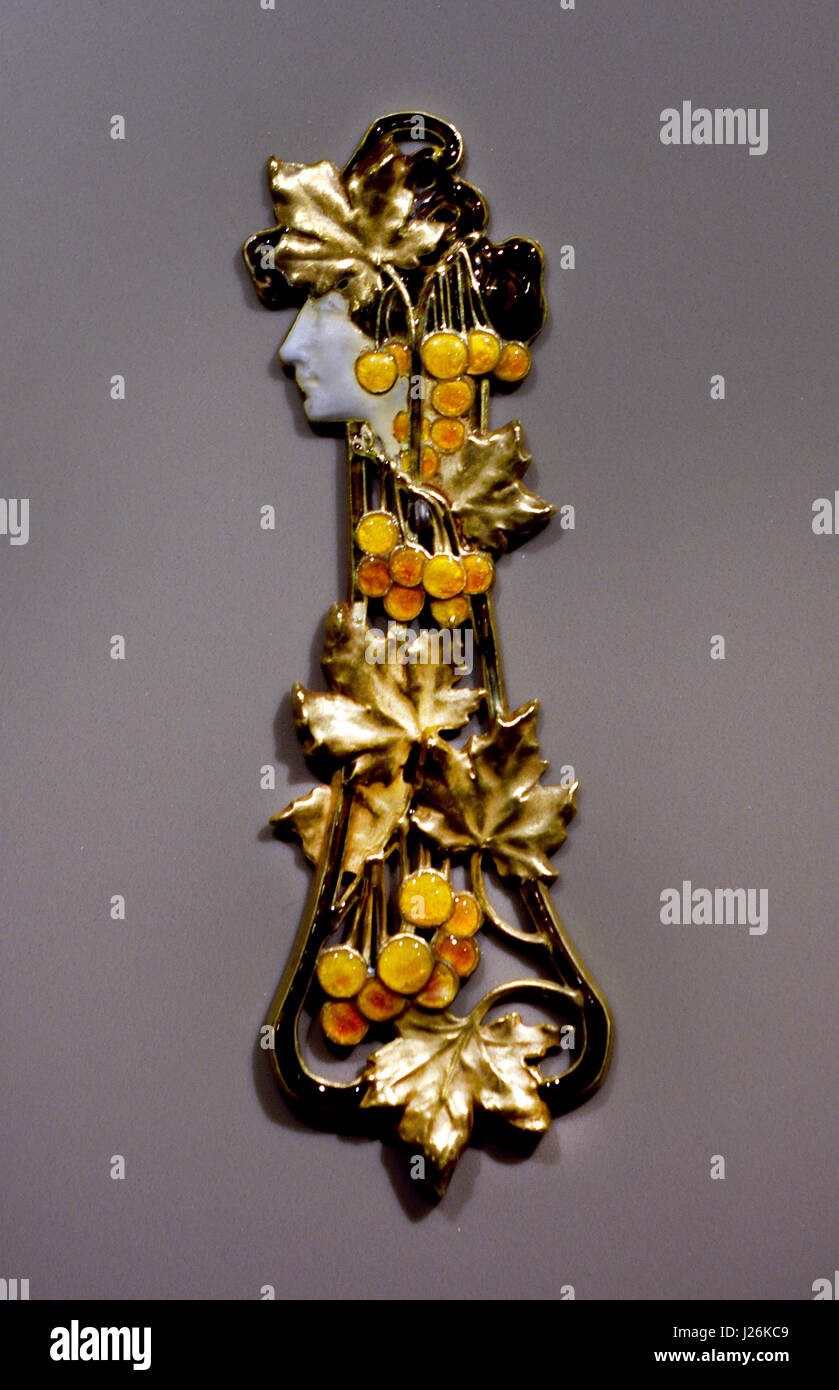 Frauenkopf in einer Platane Glas 1898-1900 René Jules Lalique 1860-1945, Paris Französisch Designer bekannt für seine Kreationen der Glaskunst, Parfümflakons, Vasen, Schmuck, Frankreich. Stockfoto