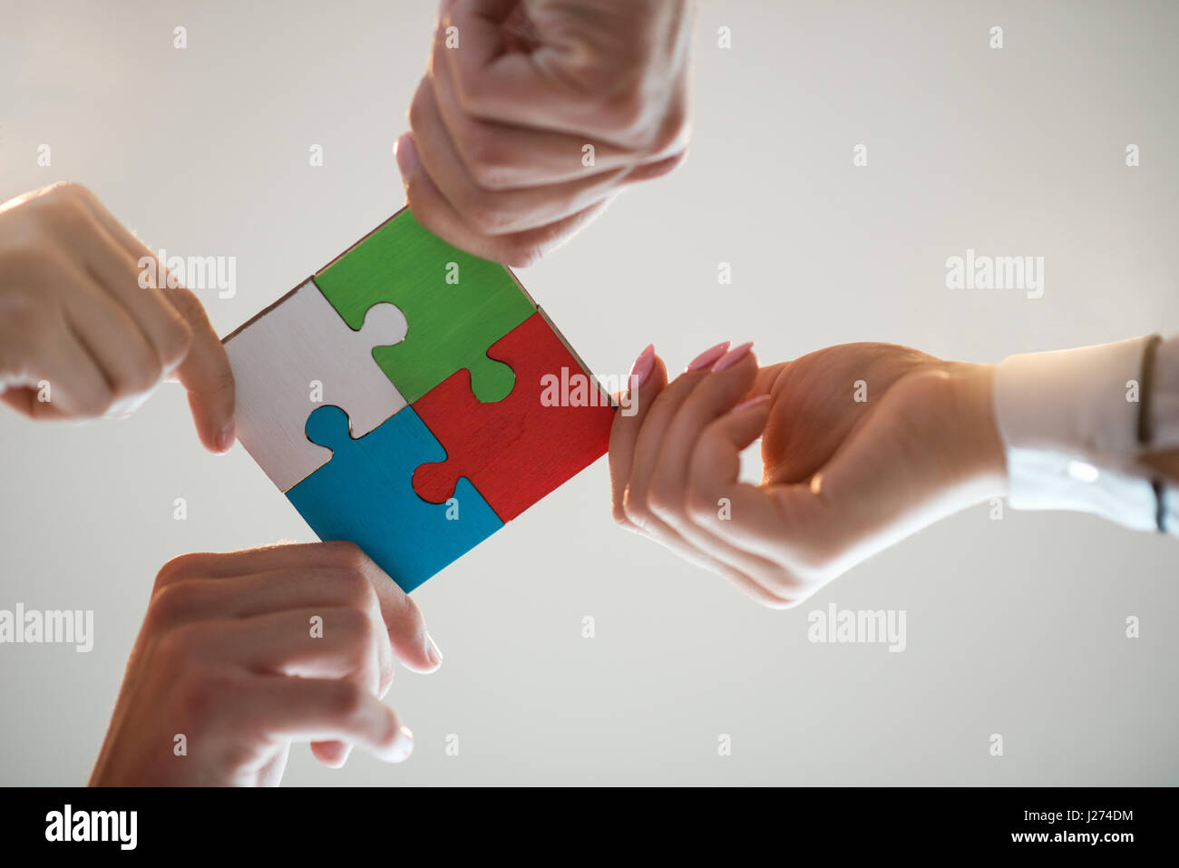 Menschen Jigsaw Puzzle Zusammenarbeit Team Geschäftskonzept Stockfoto