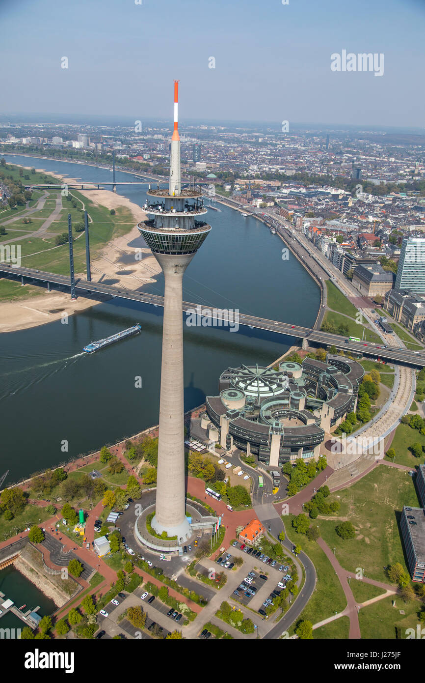 DŸsseldorf, Deutschland, Parlament Gebäude von Nord Rhein Westfalen, Rhein, Rheinturm, Innenstadt, Stockfoto