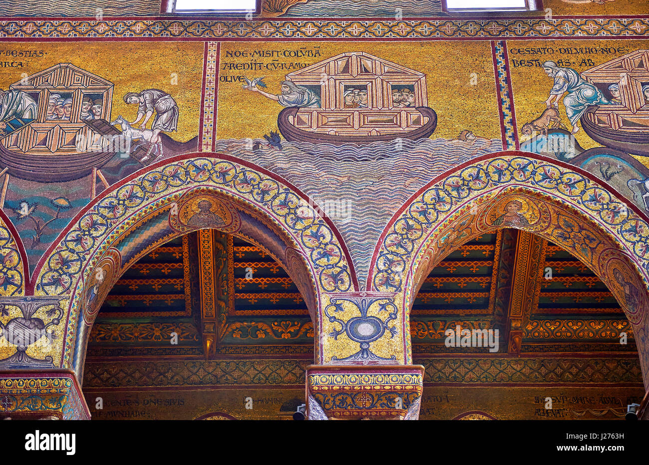 Südwand Mosaiken Darstellung die Bibliacl Geschichte von Noah in der Norman-byzantinischen mittelalterlichen Kathedrale von Monreale, Provinz von Palermo, Sizilien, Italien. Stockfoto