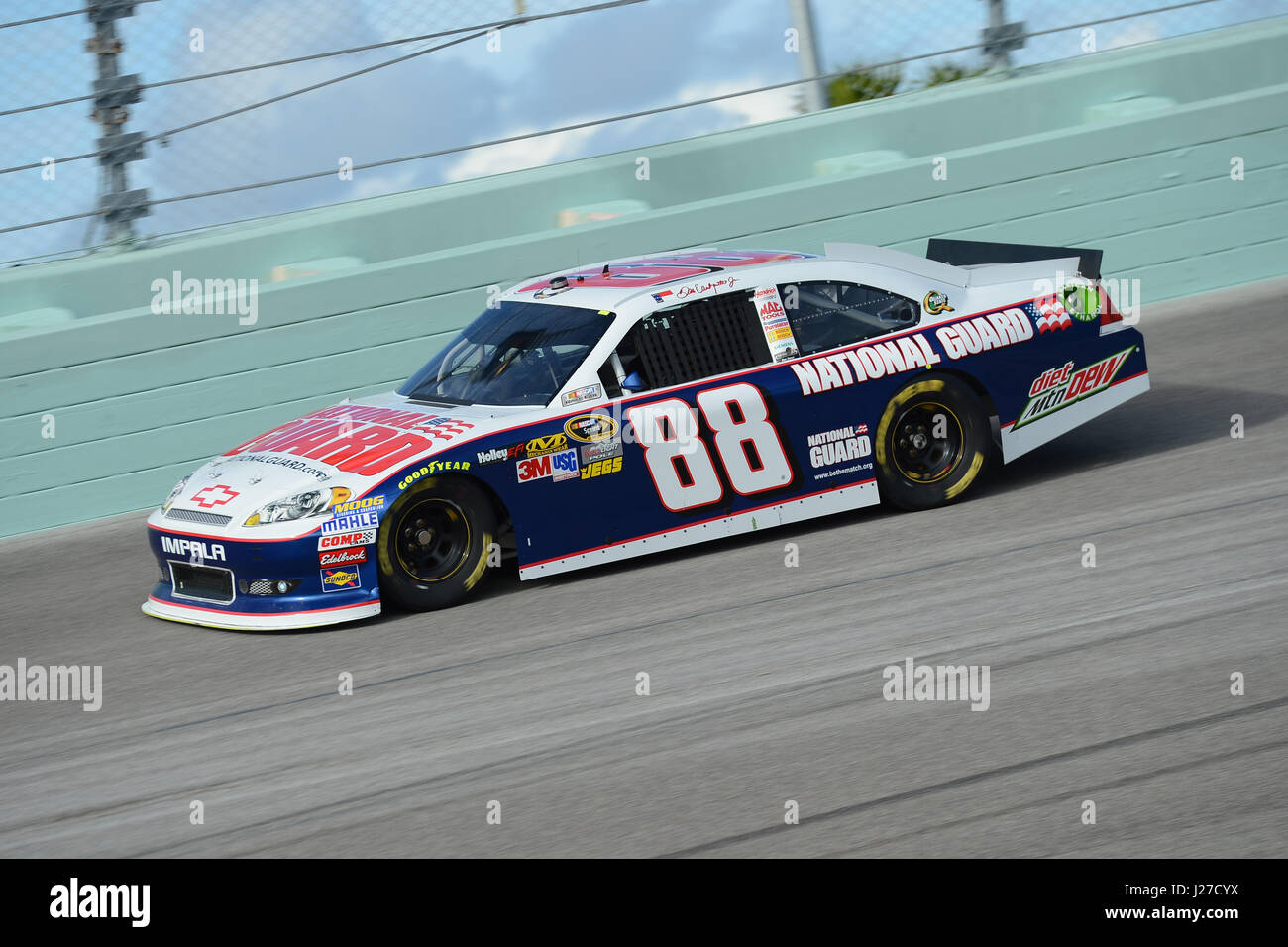 HOMESTEAD, FL - 17. NOVEMBER: Dale Earnhardt Jr. in der NASCAR Nationwide Series Ford EcoBoost 300 auf dem Homestead-Miami Speedway am 17. November 2012 in Homestead, Florida.  Bildnachweis: mpi04/MediaPunch Inc. Stockfoto