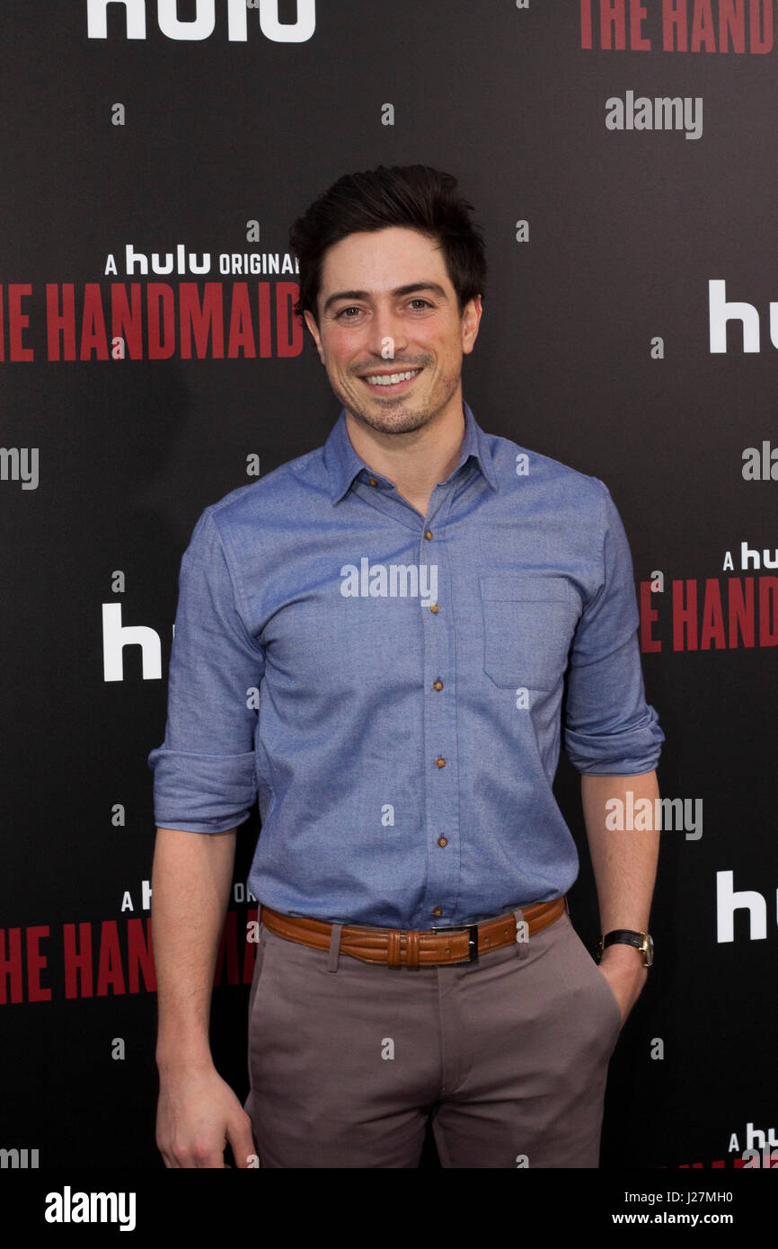 Los Angeles, USA. 25. April 2017. Ben Feldman kommt bei Hulu The Handmaid es Tale Premiere im ArcLight Dome am 25. April 2017 in Hollywood, Kalifornien. Bildnachweis: Das Foto Zugang/Alamy Live-Nachrichten Stockfoto