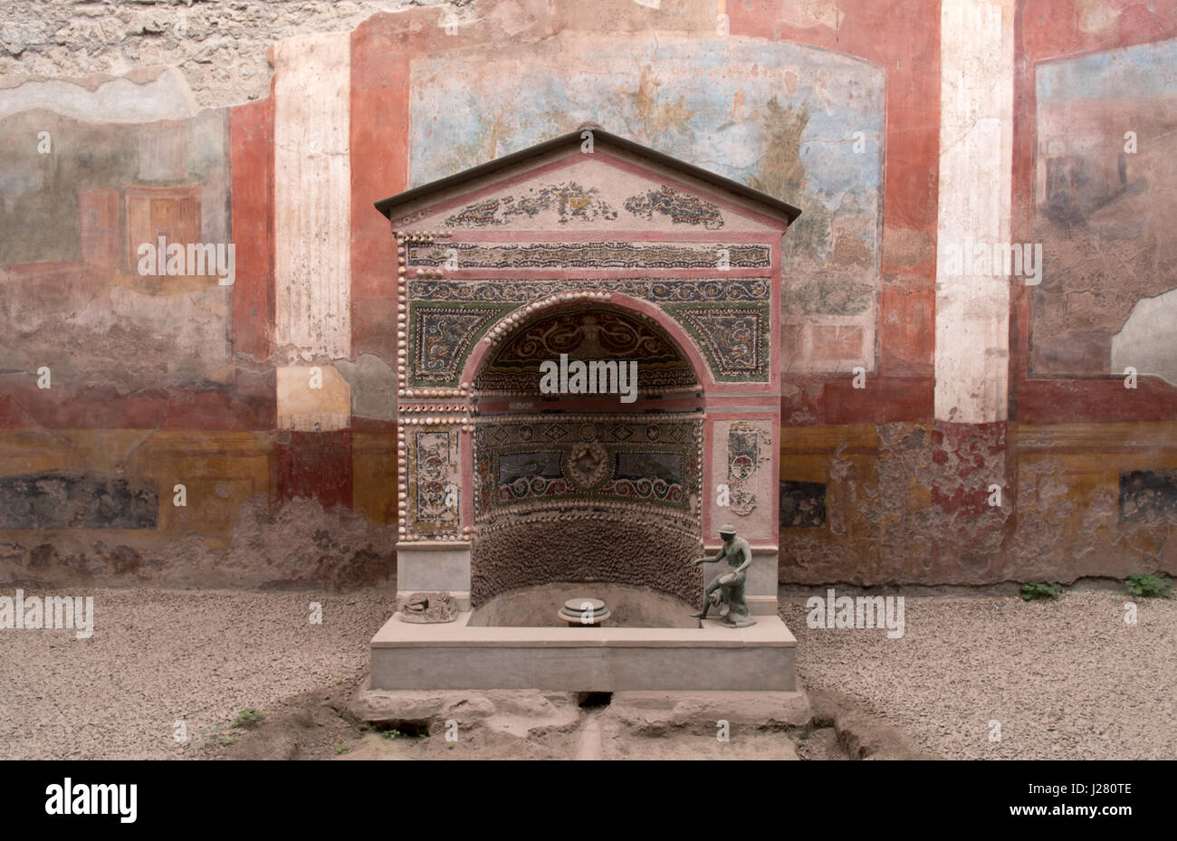 Innere des Casa della Fontana Piccola, Pompeji Ausgrabungsstätte, Italien Stockfoto