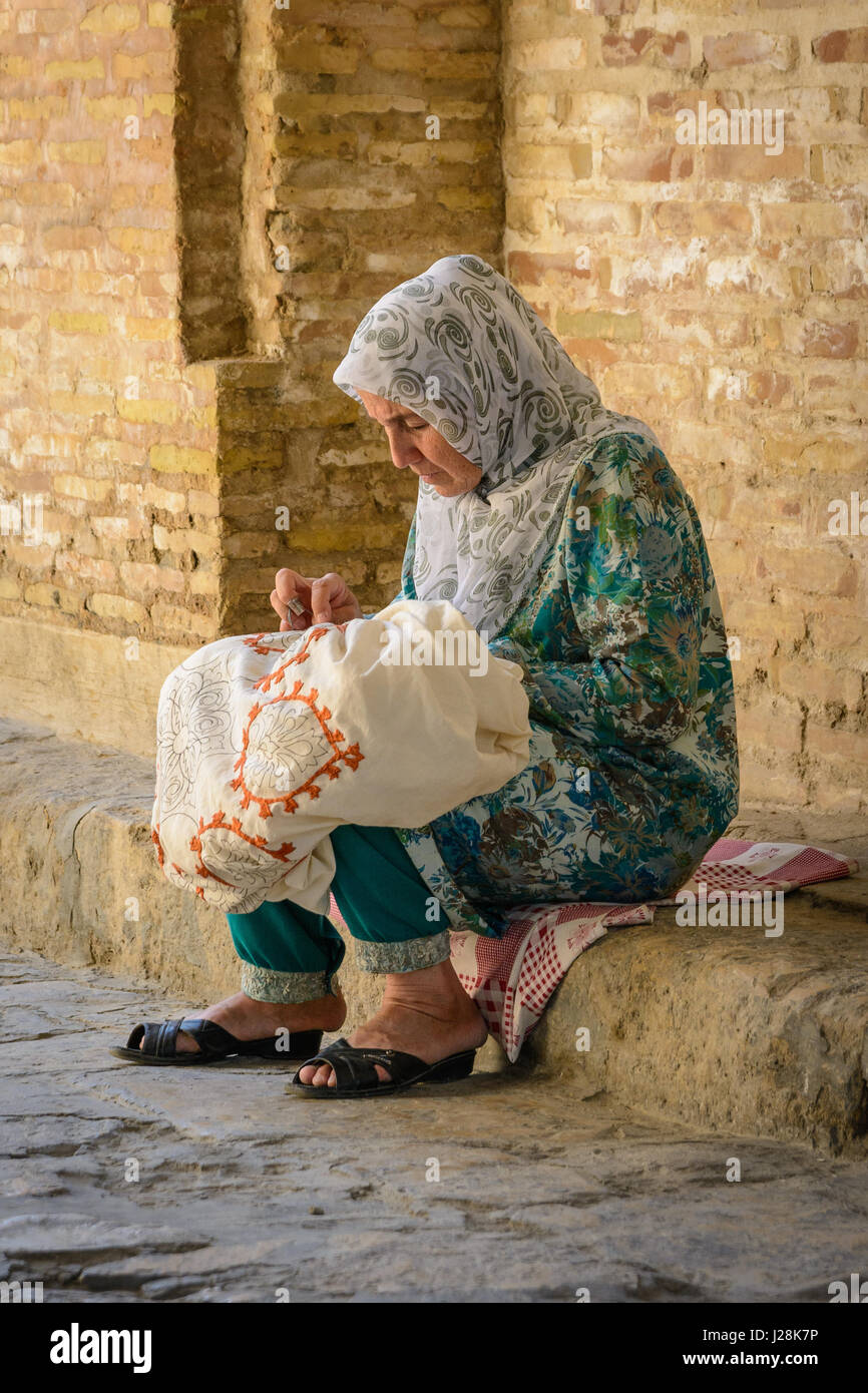 Usbekistan, Buchara Provinz Buchara, Näherin Stockfoto