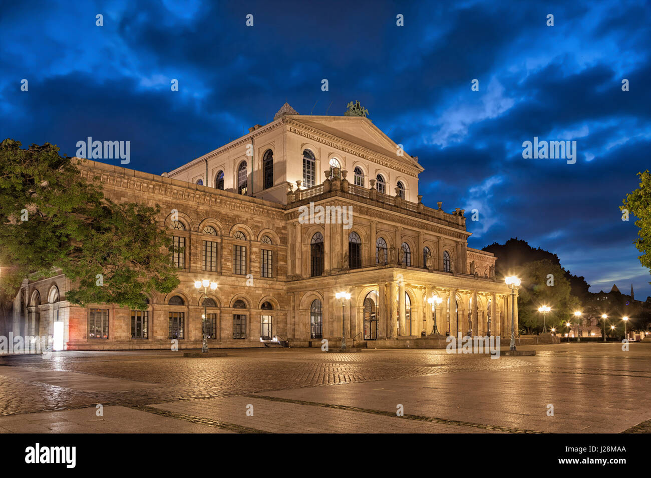 Oper Hannover Oper hannover -Fotos und -Bildmaterial in hoher Auflösung – Alamy