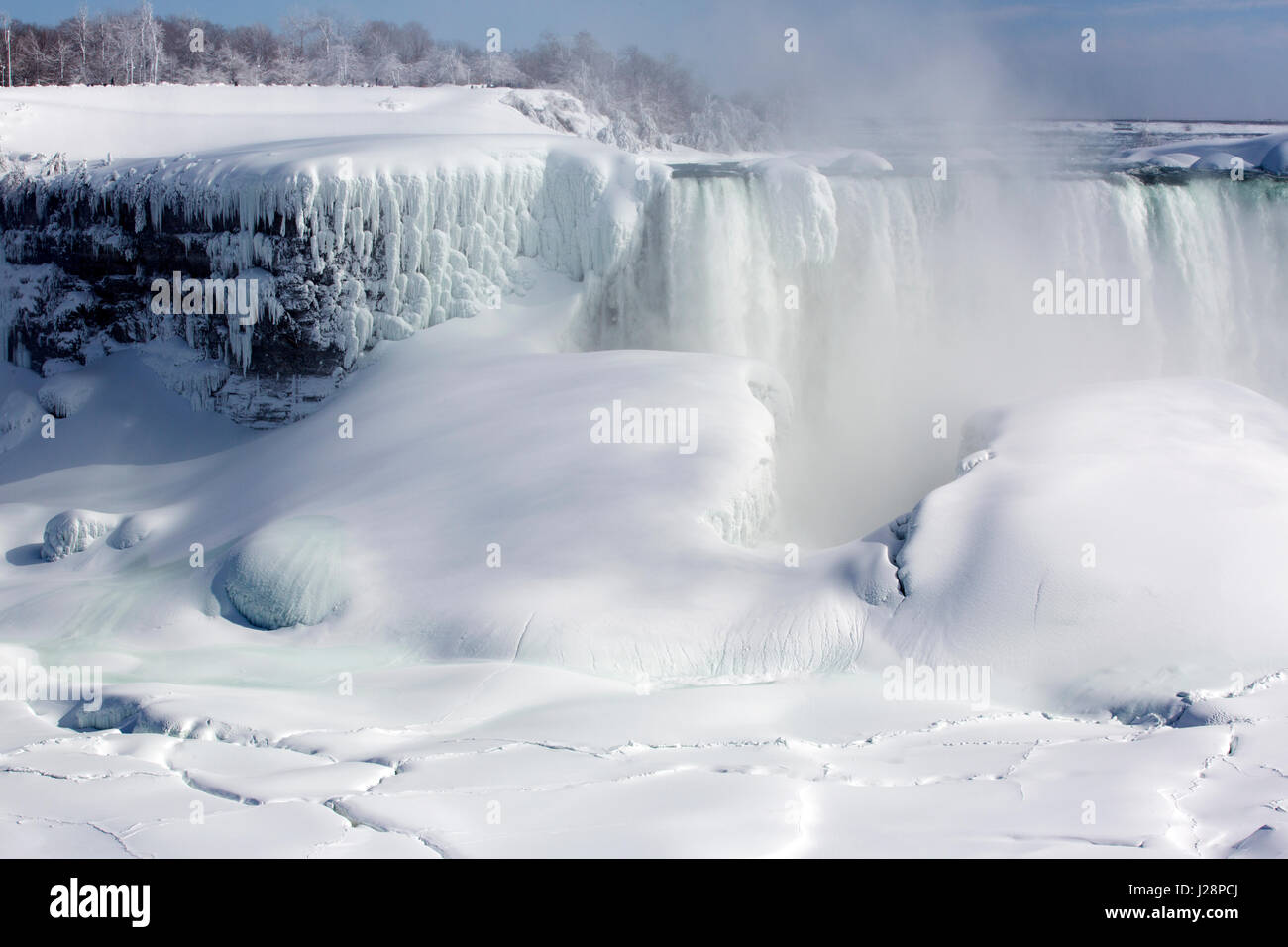 Winterzeit, Niagara Wasserfälle Kanada eingefroren. Stockfoto