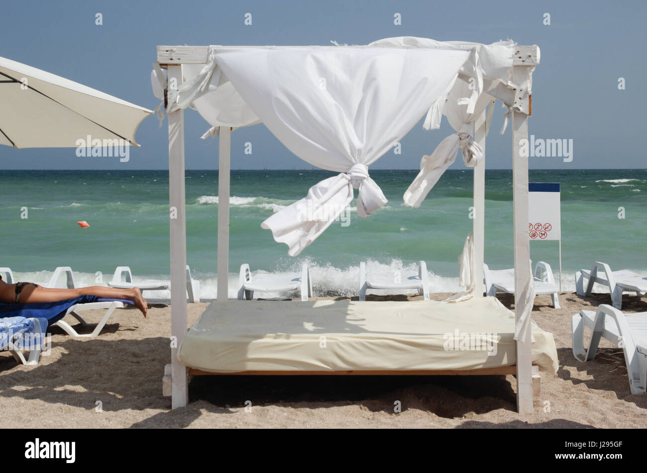 Pavillon am Strand - Baldachin Stockfoto