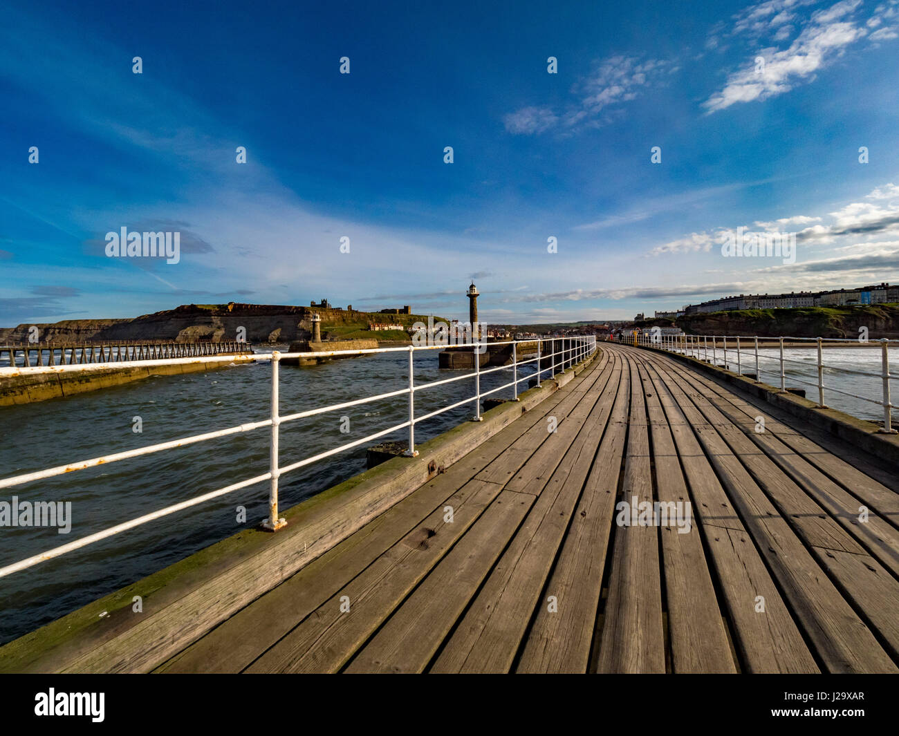 Pier West in Whitby, Großbritannien. Stockfoto