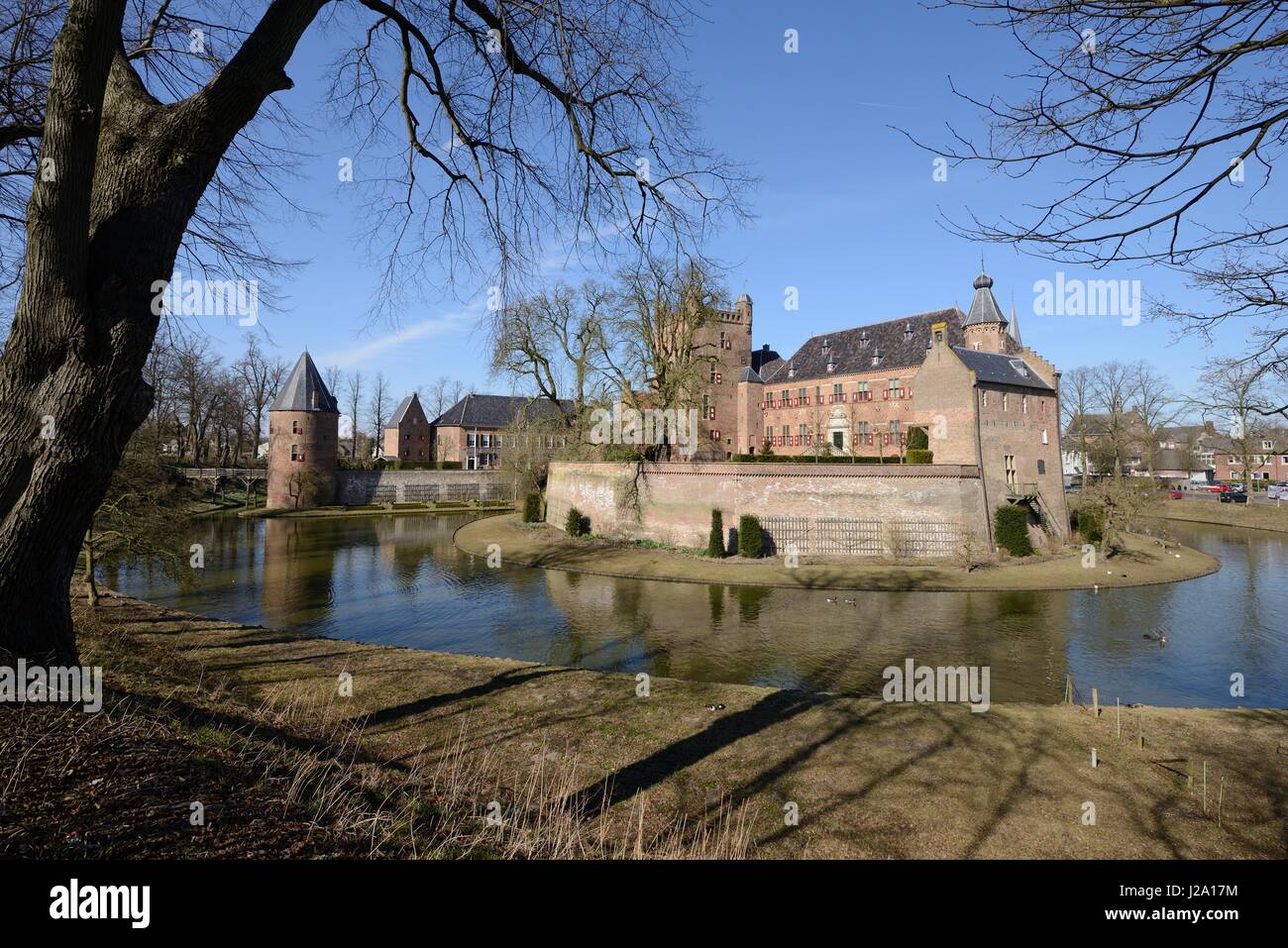 Huis Bergh ist ein Schloss im Zentrum der mittelalterlichen Stadt 's-Heerenbergh Stockfoto