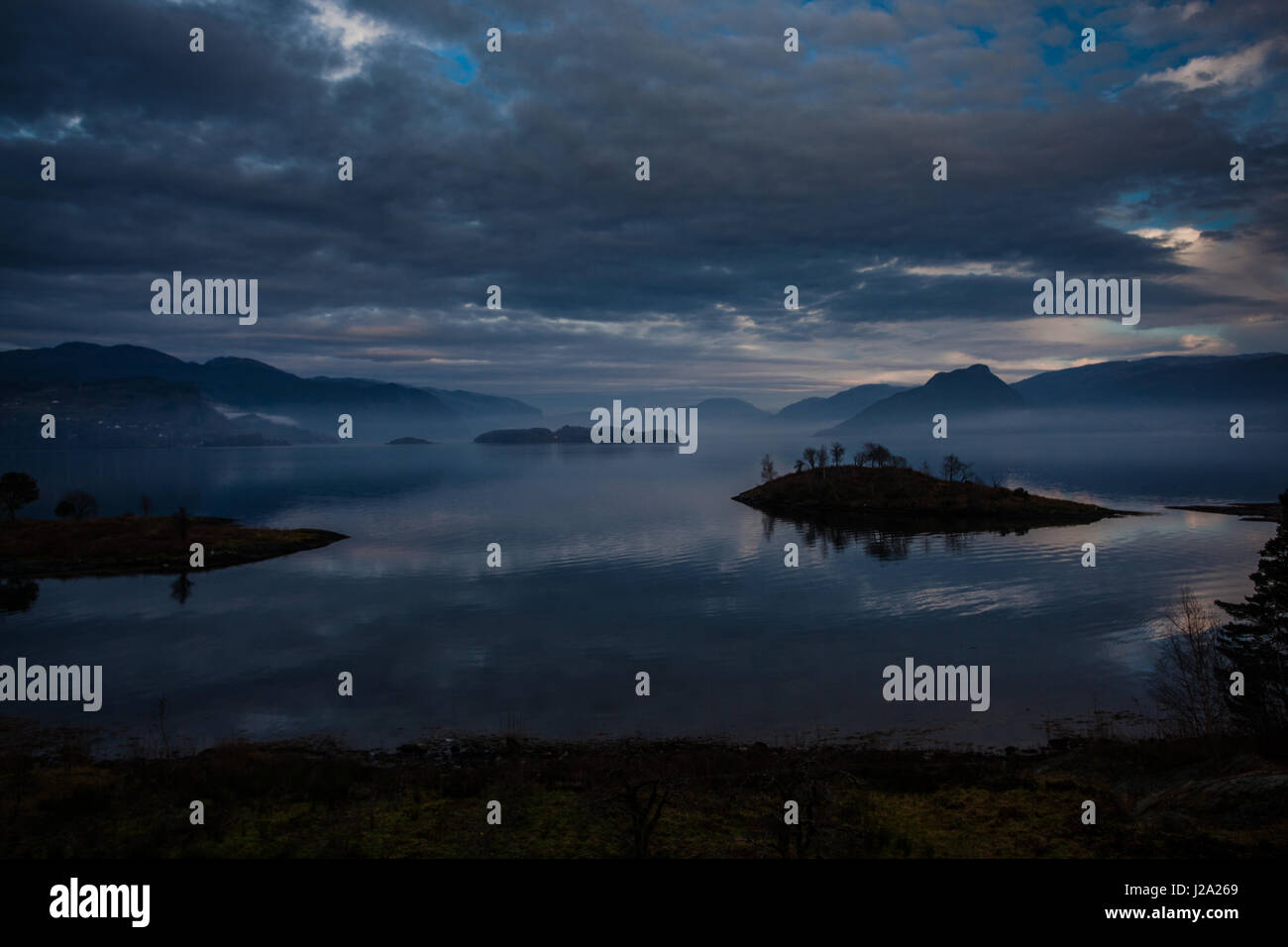 Kvam im Hardanger Fjord Norwegen, in ein faszinierendes Licht Stockfoto