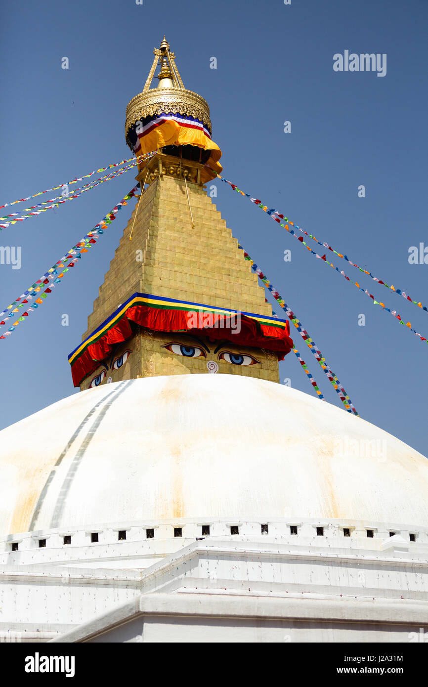 Boudhanath Stupa in Kathmandu, Nepal. Es ist die größte Stupa in Nepal und der heiligsten tibetisch-buddhistischen Tempel außerhalb Tibets. Stockfoto