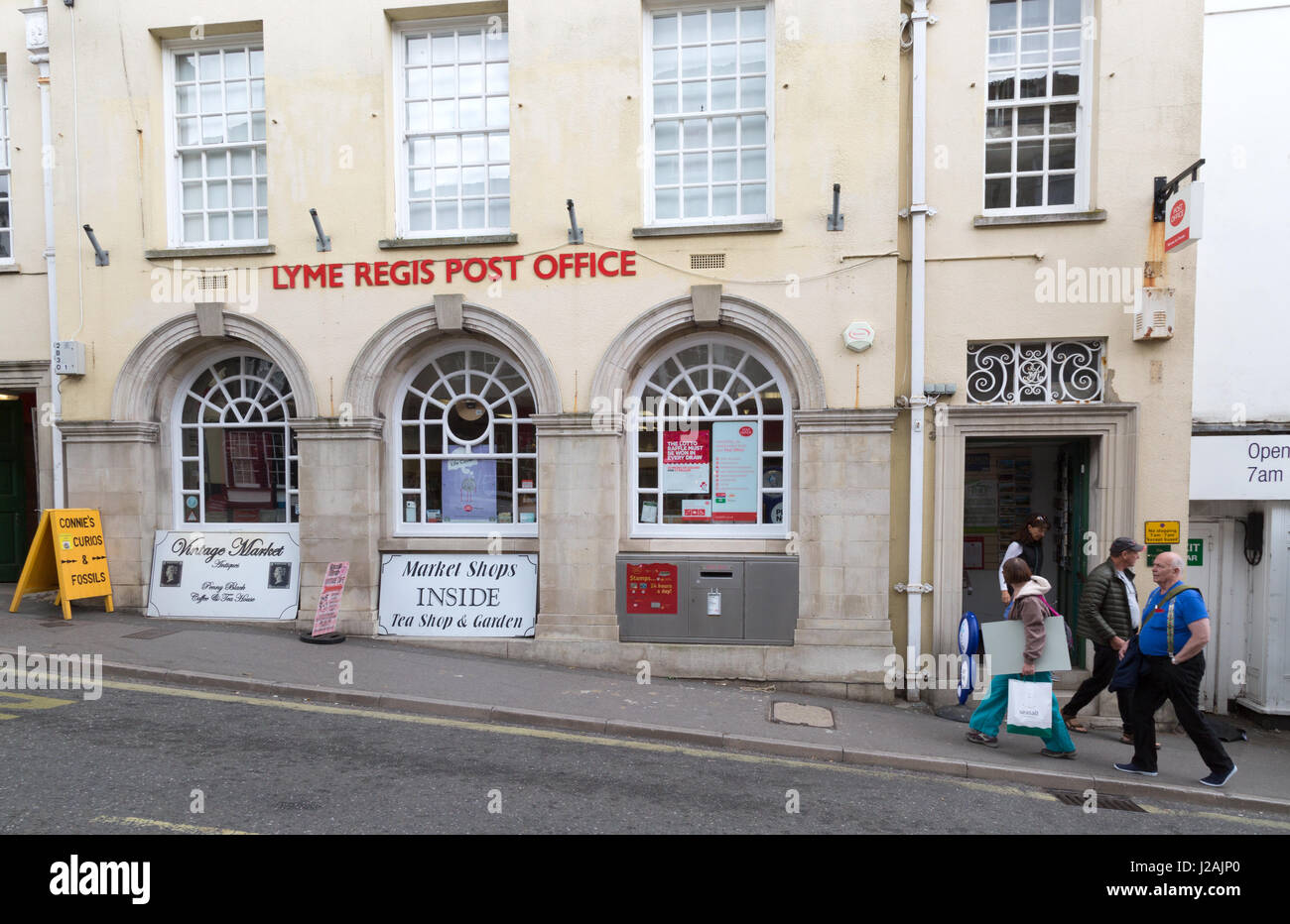 Lyme Regis Postfiliale außen; Lyme Regis Dorset UK Stockfoto