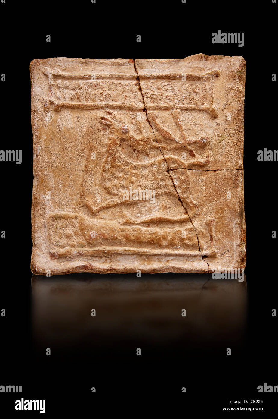 6th-7th Century Byzantinische christliche Terracotta Fliesen mit der Darstellung eines Hirsch - in Byzacen produziert. Das Bardo Museum in Tunis Stockfoto