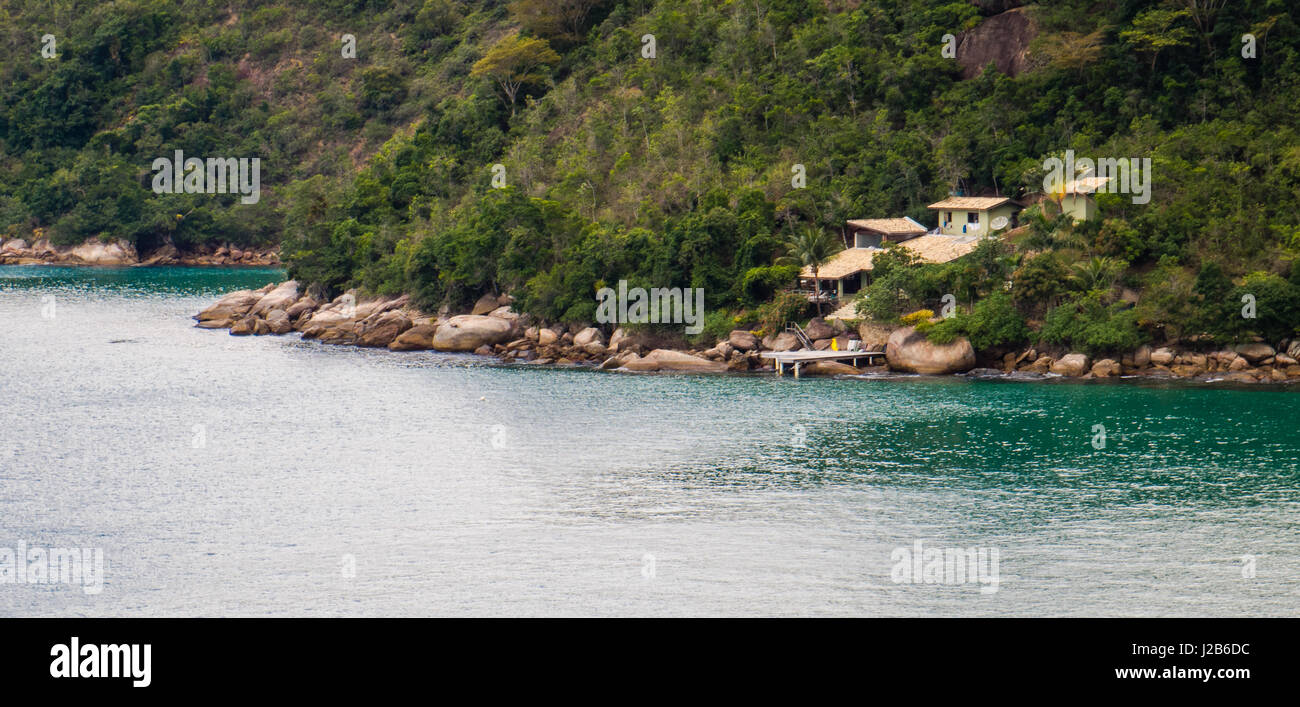 Luxus-Villa-Haus in die Küste von Paraty, Rio De Janeiro, Brasilien. Stockfoto