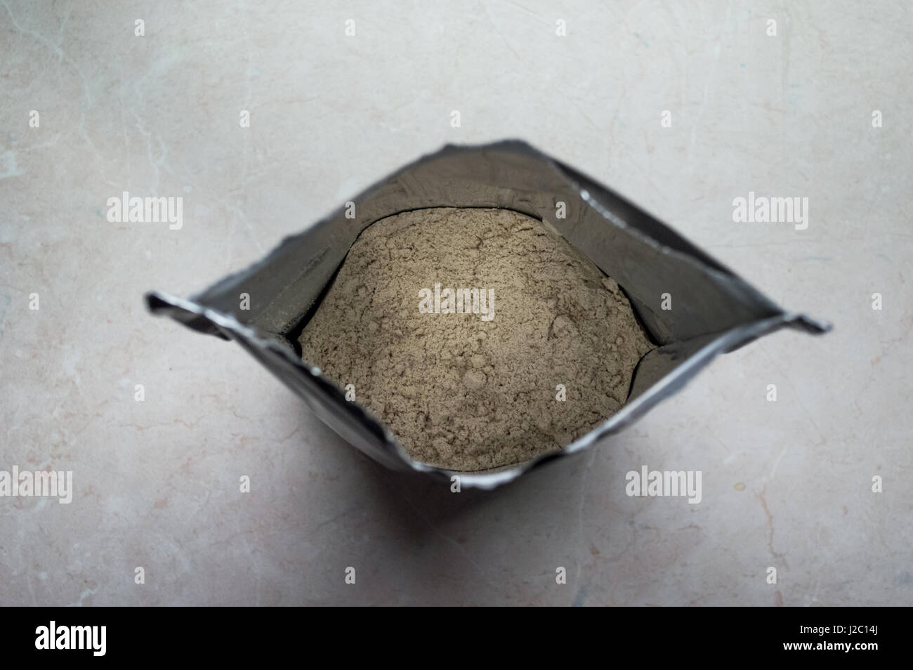 Molke-Protein-Pulver im Beutel Draufsicht Stockfoto
