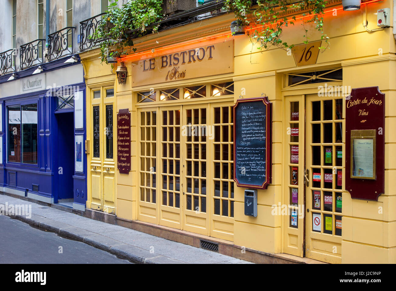 Französisches Restaurant "le Bistrot d'Henri entlang Rue Princesse in St Germain des Prés, Paris, Ile de France, Frankreich Stockfoto