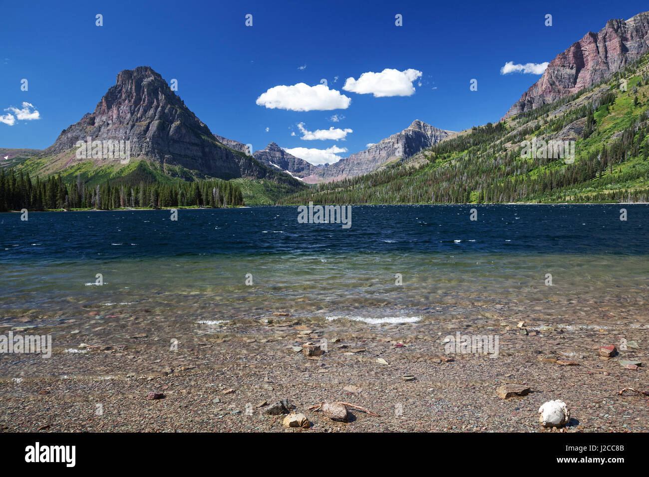 Zwei Medicine Lake, Sinopah Berg hinten, Glacier National Park, Montana, USA Stockfoto