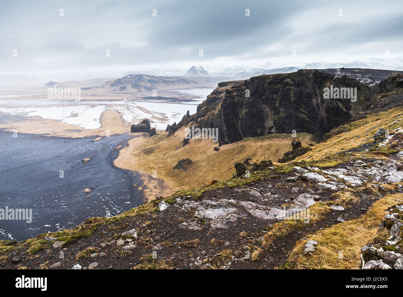 Schwarzen Sand Strand Landschaft, Nord-Atlantik-Küste. Vik, Island Stockfoto