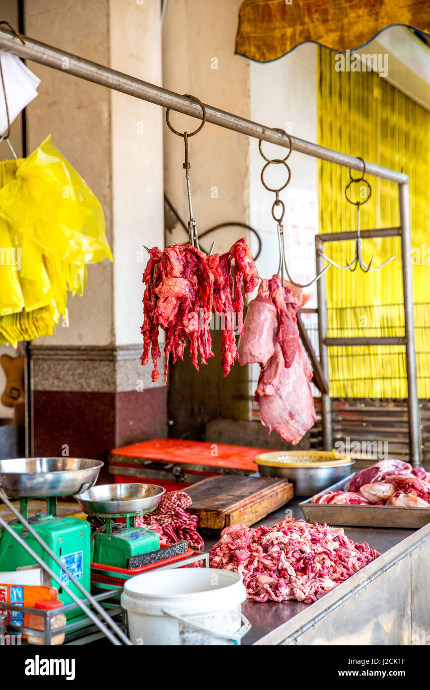 Vietnam, Cần Thơ, Can Tho, Straßenverkauf und Händler in den Straßen der Cần Thơ Hauptstadt und größte Stadt des Mekong-Deltas, Verkauf von lebenden Tieren Stockfoto
