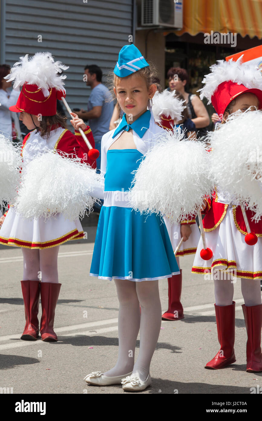 Bulgarien, Mittelgebirge, Kazanlak, Kazanlak Rosenfest, Stadt