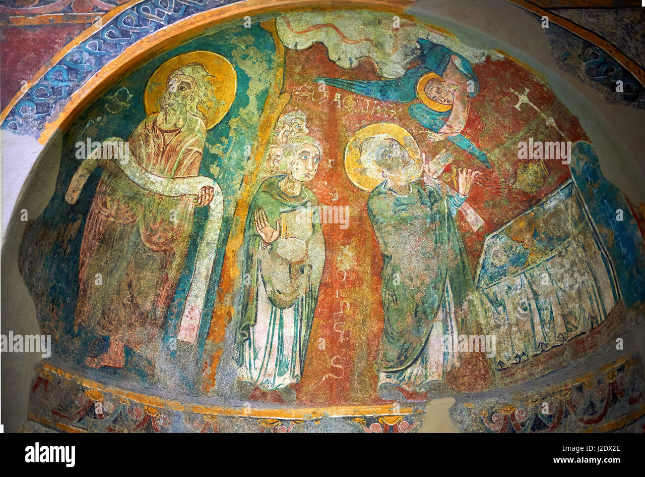 Romanische Fresken in der Apsis von St. Steven von Andorra (Sant Esteve) aus der Kirche von Sant Esteve bekannte, gemalt um 1200-1210, Andorra la Vel Stockfoto